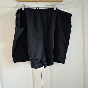 Old Navy Black High-Rise Elastic-Waist Shorts